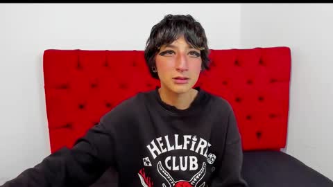 Snapshot of isabelcortezz chatting on 10.30.25 Isabel Cortez online show from 10.30.25