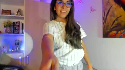Snapshot of isabella22_1 chatting on 02.28.25 Isabella22 1 online show from 02.28.25