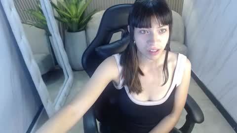 Snapshot of isabella_blondetf chatting on 09.28.25 isabella_blondetf online show from 09.28.25