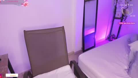 isabella online show from 11.11.25