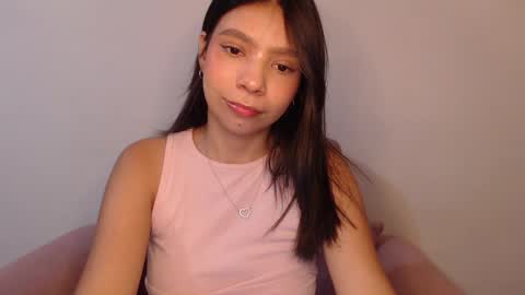 Snapshot of isabella_jones9 chatting on 12.10.24 ISABELLA online show from 12.10.24