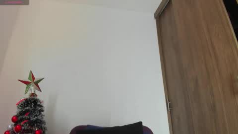  Isabel Lopez online show from 12.19.25