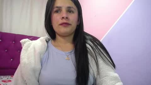Snapshot of isabella_nice_ chatting on 12.20.24 abby online show from 12.20.24