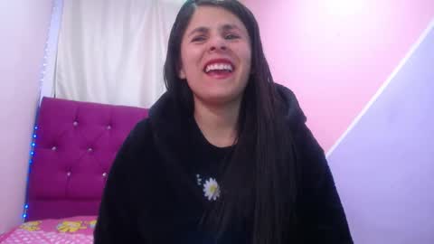 Snapshot of isabella_nice_ chatting on 01.29.25 abby online show from 01.29.25