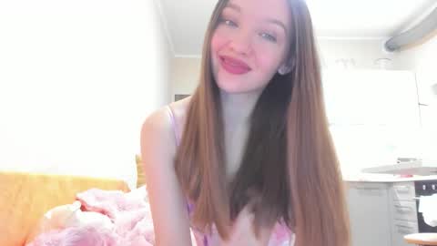 Snapshot of isabella_noir88 chatting on 10.18.25 Isabella Noir online show from 10.18.25
