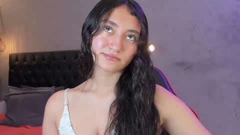 Snapshot of isabella_nowa chatting on 04.21.26 Isabella Nowa online show from 04.21.26