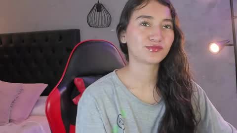 Snapshot of isabella_nowa chatting on 04.25.26 Isabella Nowa online show from 04.25.26