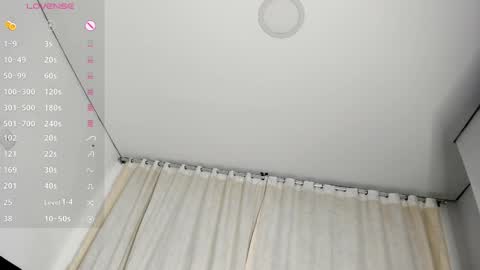 Snapshot of isabella_sea chatting on 12.12.24 Isabella Sea online show from 12.12.24