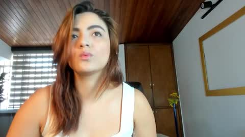 Isabella  Everyday From 0530 to 1430 Col Time online show from 09.13.25