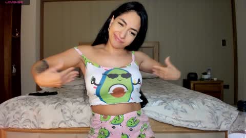 ISABEL online show from 01.14.25