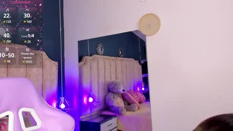    v online show from 01.15.25