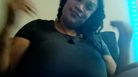 Snapshot of isabellacloverlove chatting on 07.20.26 Isabella online show from 07.20.26