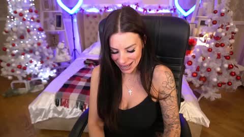 Marina online show from 12.15.24