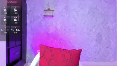 Snapshot of isabellagh1 chatting on 10.16.25 Instagram soybella01 online show from 10.16.25