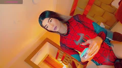 isabellagirs online show from 10.13.25