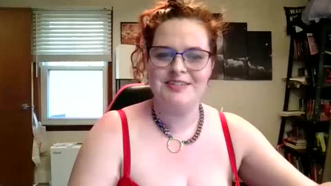 Snapshot of isabellamariedarcy chatting on 11.20.25 isabellamariedarcy online show from 11.20.25