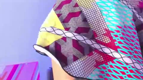 Snapshot of isabellamoons chatting on 03.10.25 Isabella anal squirt latina colombian paisa online show from 03.10.25