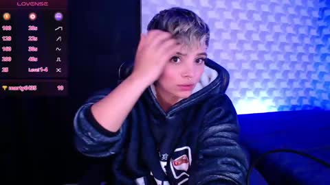 Isabella Mout  online show from 02.10.25