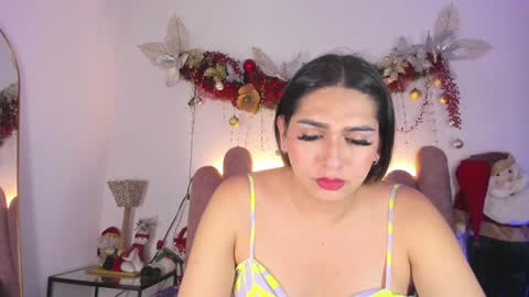 Snapshot of isabellas_smith chatting on 01.11.25 Martina IG martissmith01 online show from 01.11.25