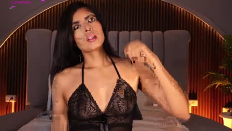 Isa  online show from 04.26.26