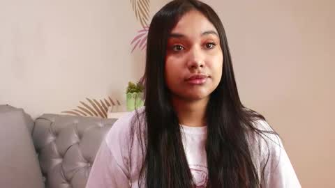 Snapshot of isabelle_lane chatting on 02.12.26 online show from 02.12.26