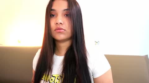 Snapshot of isabelle_lane chatting on 04.04.26 online show from 04.04.26