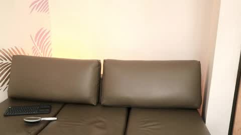 Snapshot of isabelle_lane chatting on 04.14.26 online show from 04.14.26