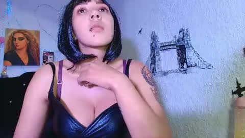 isabelle_sara online show from 07.13.26