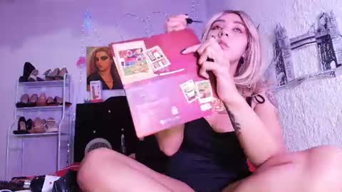isabelle_sara online show from 07.16.26