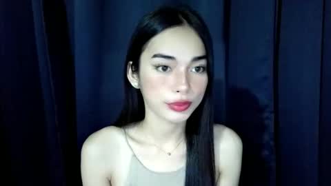 Snapshot of isabelle_willis chatting on 10.07.25 Isabelle online show from 10.07.25