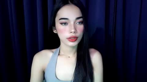 Snapshot of isabelle_willis chatting on 11.25.25 Isabelle online show from 11.25.25