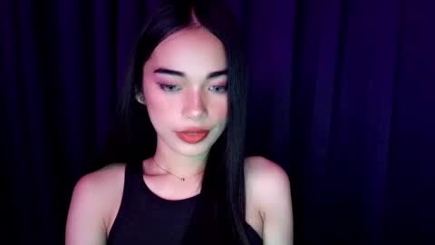 Snapshot of isabelle_willis chatting on 11.26.25 Isabelle online show from 11.26.25