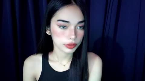 Snapshot of isabelle_willis chatting on 12.02.25 Isabelle online show from 12.02.25