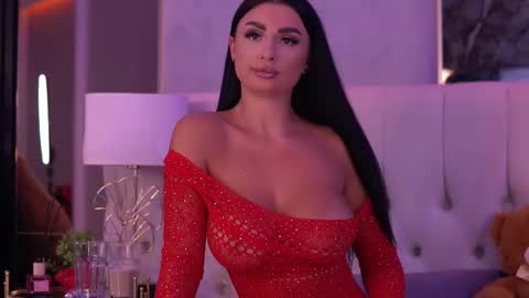 IsabelleHunt online show from 09.12.25