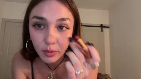 Snapshot of isabellelayla chatting on 05.17.26 Isabelle online show from 05.17.26