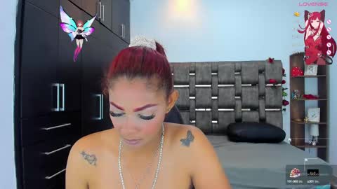 Hi mi name is Isabel  online show from 09.20.25