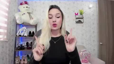 ISABELLA online show from 03.29.26