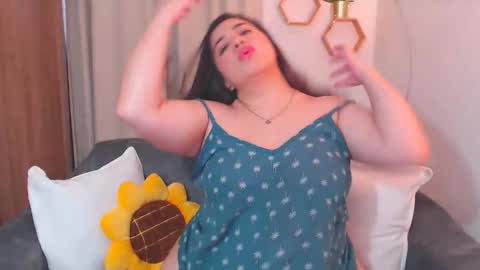 Snapshot of isabum_ chatting on 02.05.26 Isa online show from 02.05.26