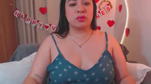 Snapshot of isabum_ chatting on 02.14.26 Isa online show from 02.14.26