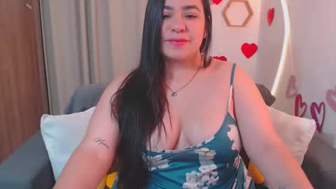 Snapshot of isabum_ chatting on 02.19.26 Isa online show from 02.19.26