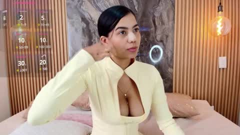 ISADORA online show from 10.11.25