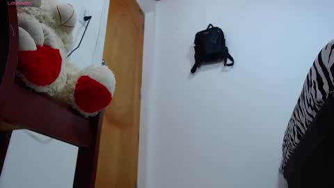 Snapshot of isadora_conde1_ chatting on 11.15.25 isadora online show from 11.15.25