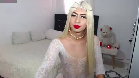 Snapshot of isadora_conde1_ chatting on 07.10.26 isadora online show from 07.10.26