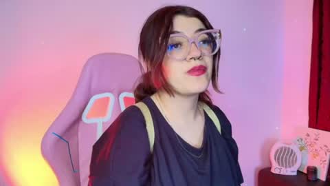 Isabella Ferrer online show from 07.04.26