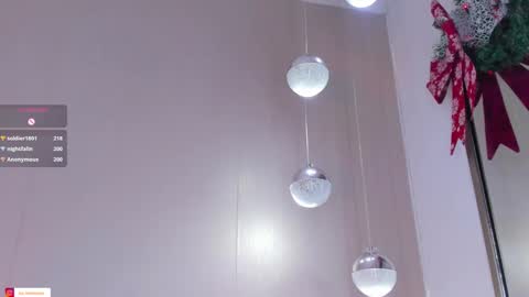 Snapshot of isamonroee chatting on 12.22.24 Isa Monroee online show from 12.22.24