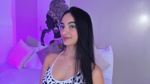 Snapshot of isamonroee chatting on 12.26.24 Isa Monroee online show from 12.26.24