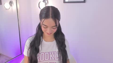 Snapshot of isamonroee chatting on 10.09.25 Isa Monroee online show from 10.09.25