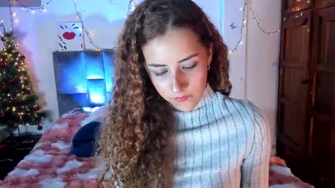 Isabela  online show from 12.20.25