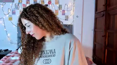 Isabela  online show from 01.16.26