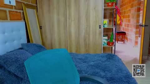 Snapshot of isapaz90 chatting on 10.07.25 Isabela Paz online show from 10.07.25